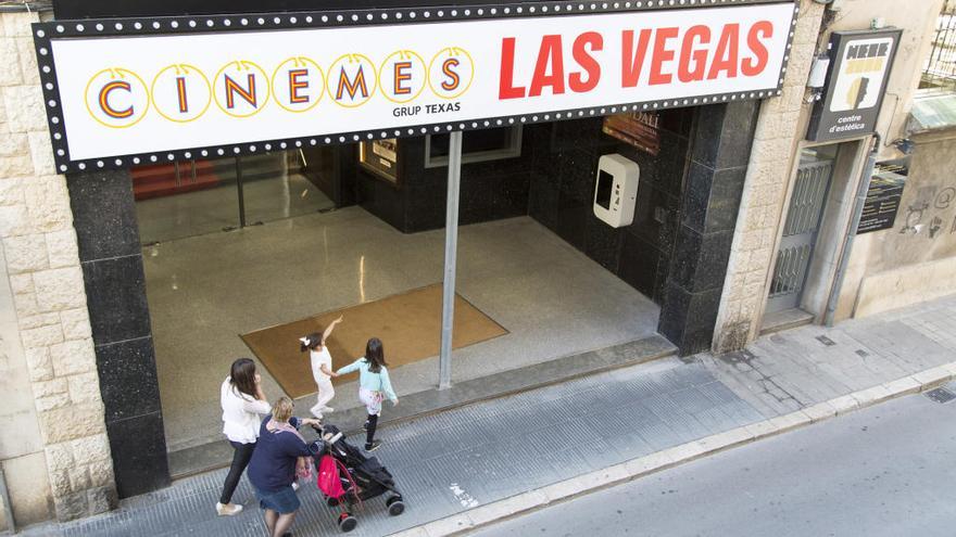 Els cinemes es van reobrir el maig del 2018 després de diverses complicacions.