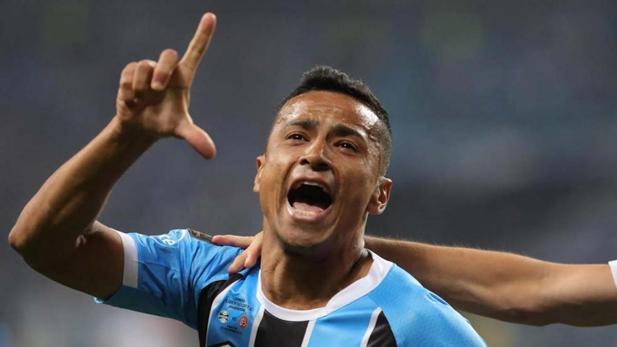 Cícero, que había entrado pocos minutos antes del tramo final del partido, le dio la victoria al Gremio de Porto Alegre