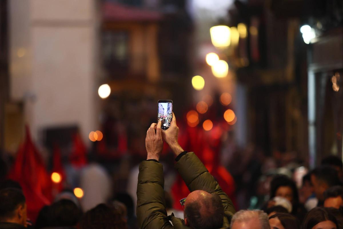 EN IMÁGENES: La multitudinaria prcesión de San Pedro en Avilés