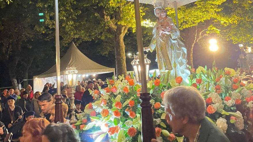 Poio celebra las procesiones de la Virgen de la Merced | FDV