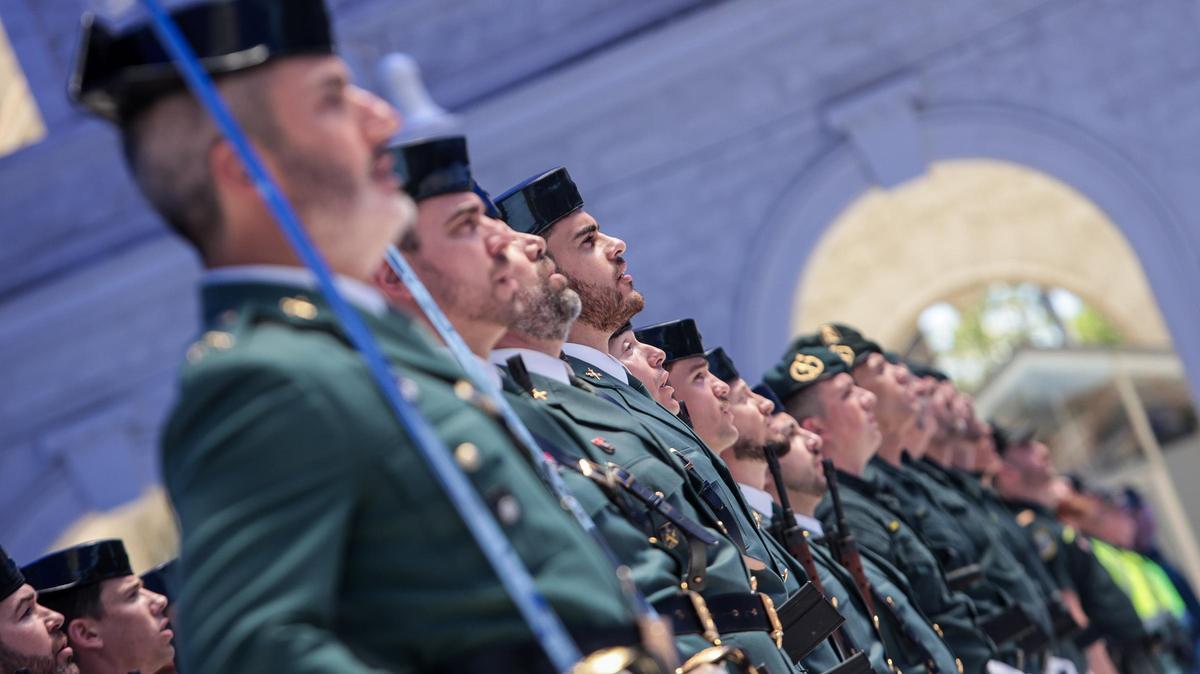 Toma de posesión de Francisco Poyato Sevillano como jefe de Comandancia de la Guardia Civil de Alicante
