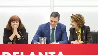 La ejecutiva del PSOE cierra filas con Montero y tapona fugas por las dudas con la tributación del SMI