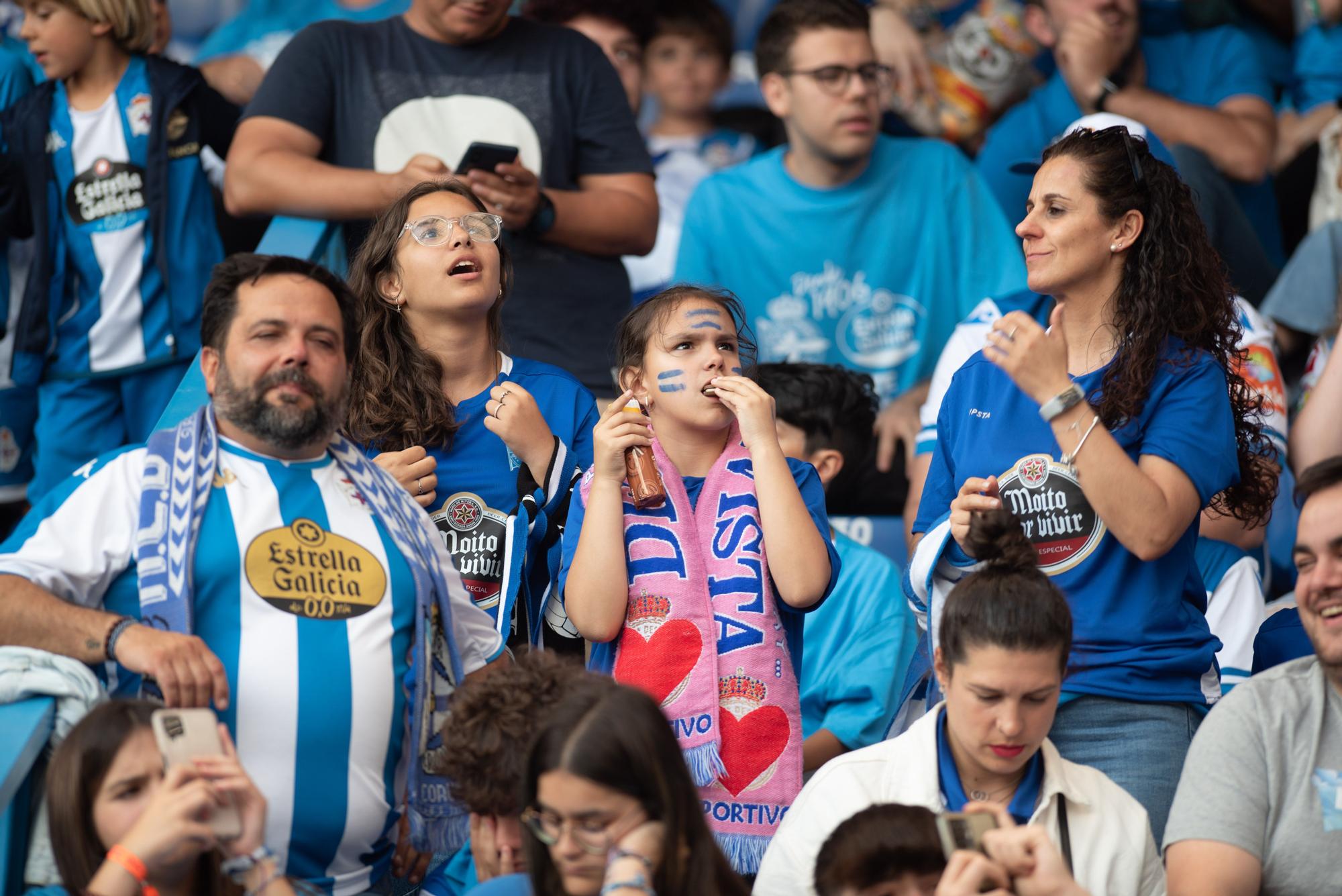 A Coruña marca en Riazor la mejor entrada en la historia de Primera RFEF con 28.828 espectadores
