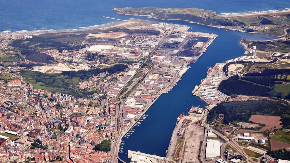 Vista general del puerto. |  | IMAGEN CEDIDA POR PUERTO DE AVILÉS