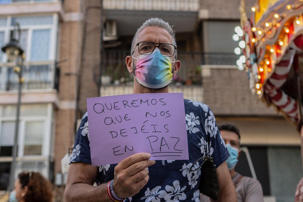 Concentración en Cartagena para pedir justicia por el asesinato homófobo cometido en Galicia