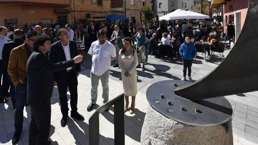 Betxí da la bienvenida a la remodelada plaza de Santa Cecilia