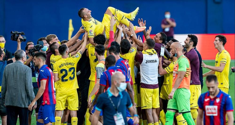 Las mejores imágenes de la despedida de Cazorla y Bruno