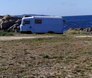 Los empresarios lamentan la postura del BNG e insisten en el control de autocaravanas