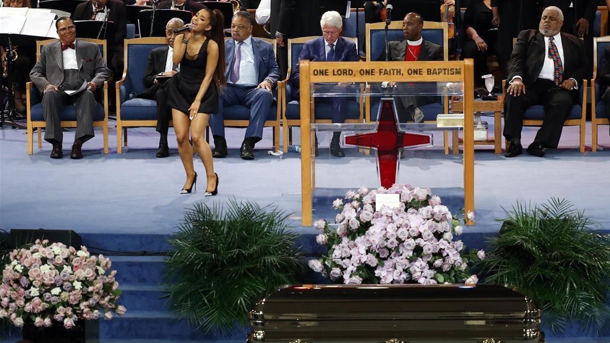 jgblanco44849410 ariana grande performs during the funeral service for aretha180831211613