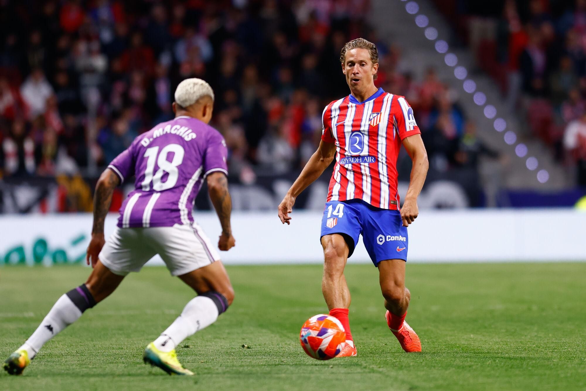 Marcos Llorente of Atletico de Madrid in action during the Spanish League, LaLiga EA Sports, football match played between Atletico de Madrid and Real Valladolid at Riyadh Air Metropolitano stadium on April 14, 2025, in Madrid, Spain. AFP7 14/04/2025 ONLY FOR USE IN SPAIN. Dennis Agyeman / AFP7 / Europa Press;2025;SPAIN;SPORT;ZSPORT;SOCCER;ZSOCCER;Atletico de Madrid v Real Valladolid - LaLiga EA Sports;
