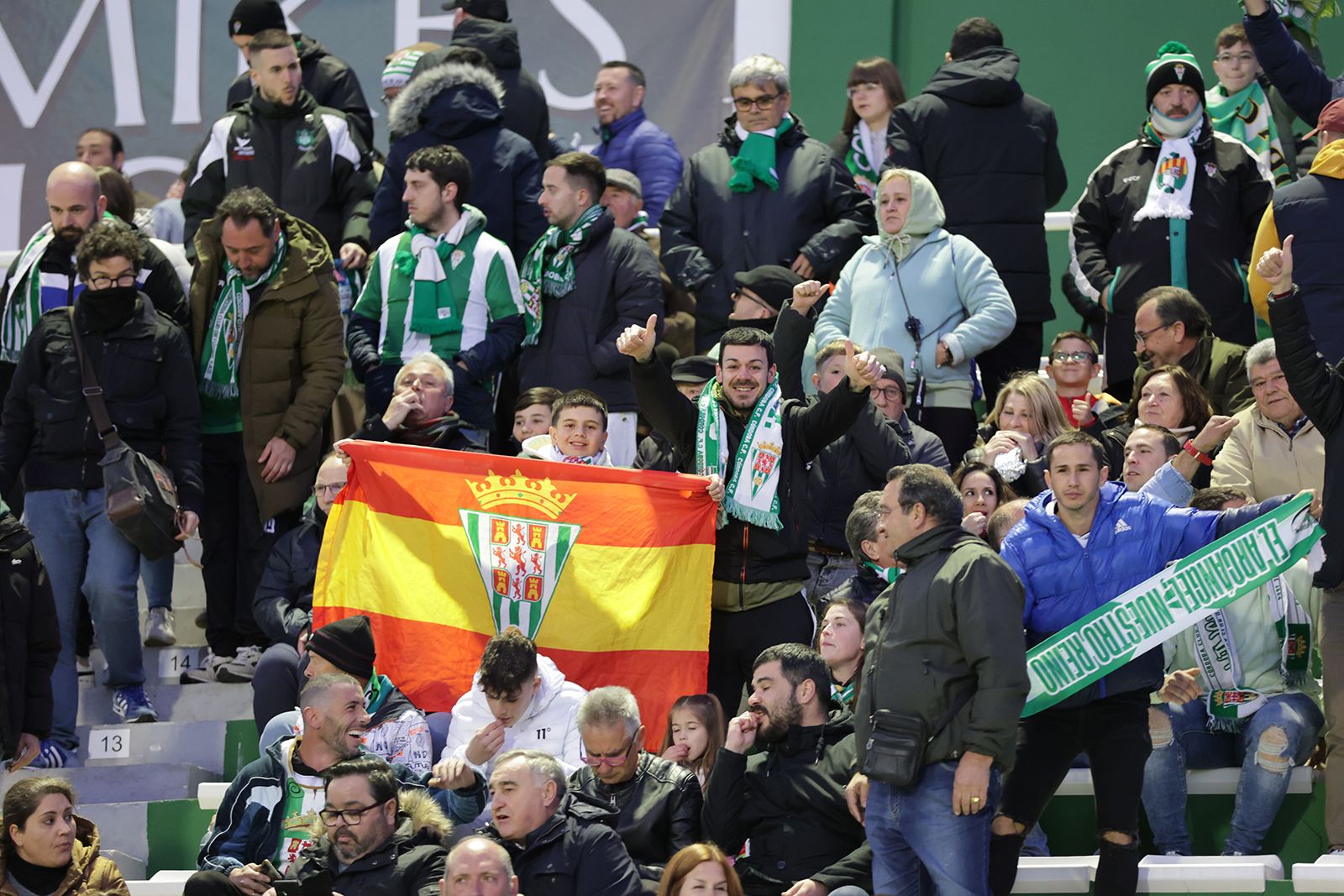 Antequera-Córdoba CF: las imágenes de la afición blanquiverde