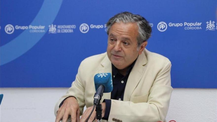 El PP acusa a Ambrosio de no exigir &quot;ni una coma&quot; al Gobierno por el cercanías