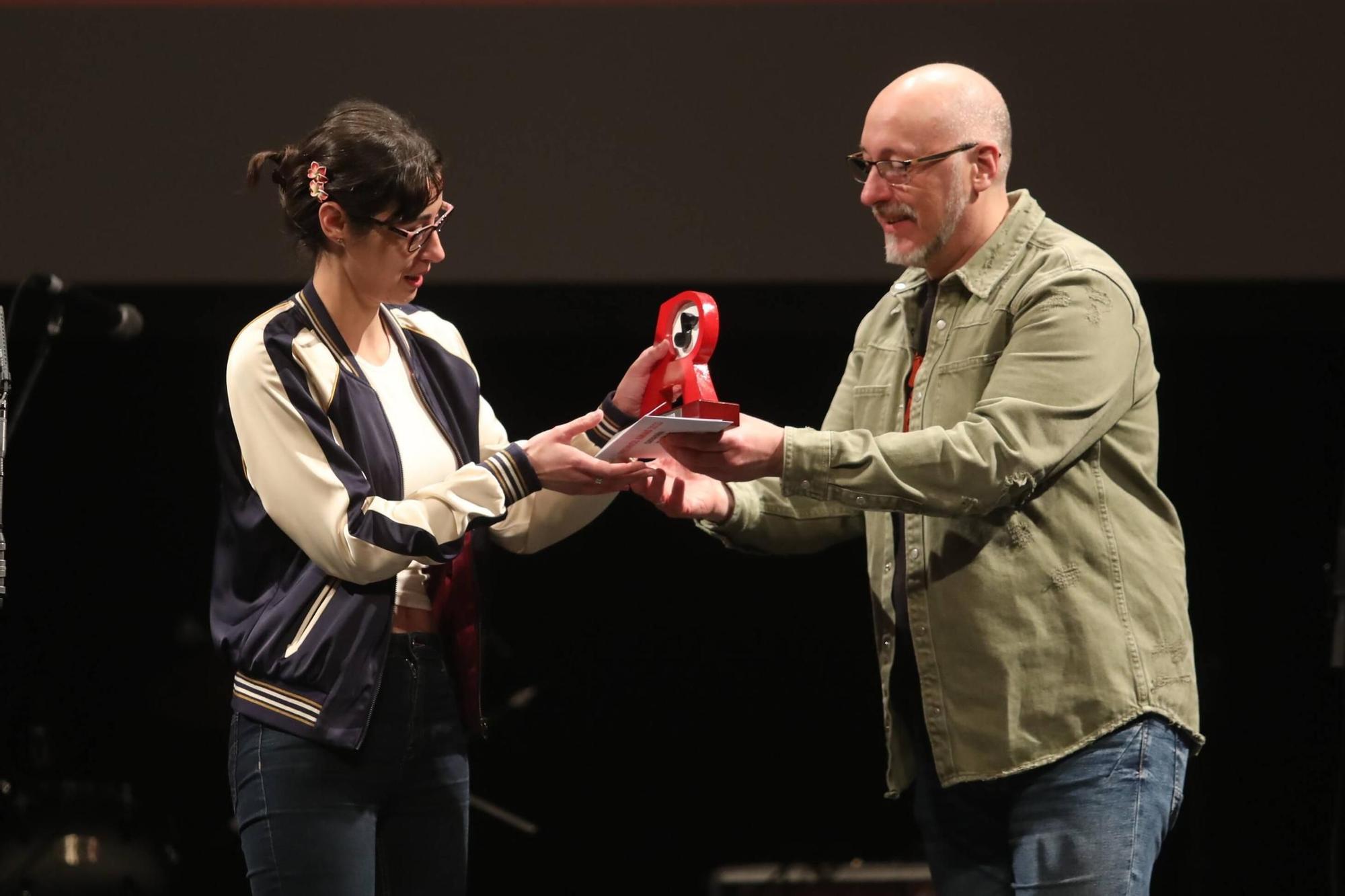 En imágenes | Así fue la entrega de los premios "Amas" en el teatro Filarmónica