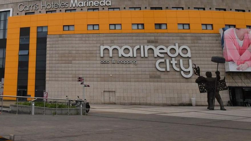 Fachada de Marineda City. |   //