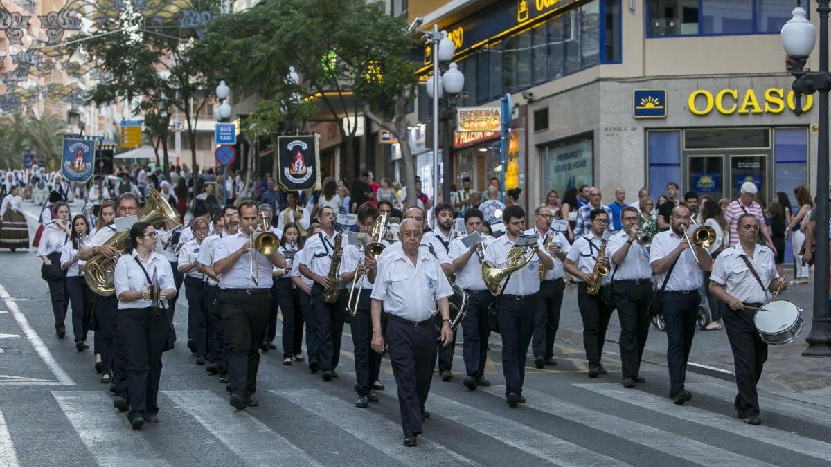 Las bandas de música se muestran «optimistas» con el supuesto calendario festero a partir de verano