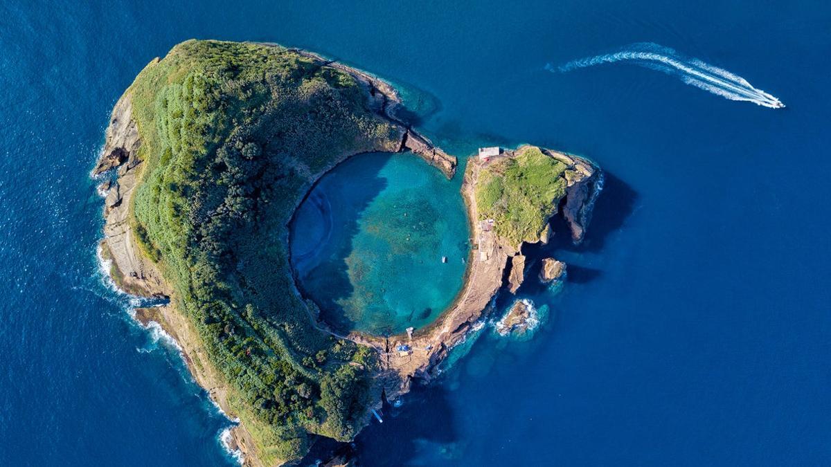 10 islas irresistibles para apurar el verano... sin salir de Europa
