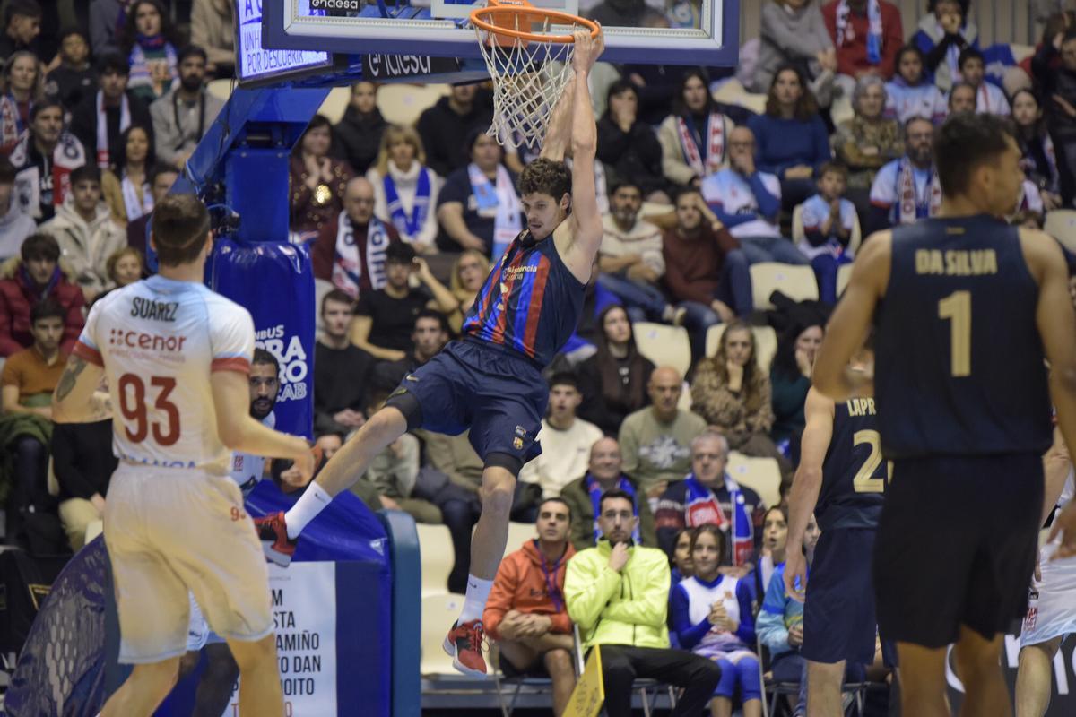 La intensitat de l’Obradoiro desmunta un Barça sense ‘punch’