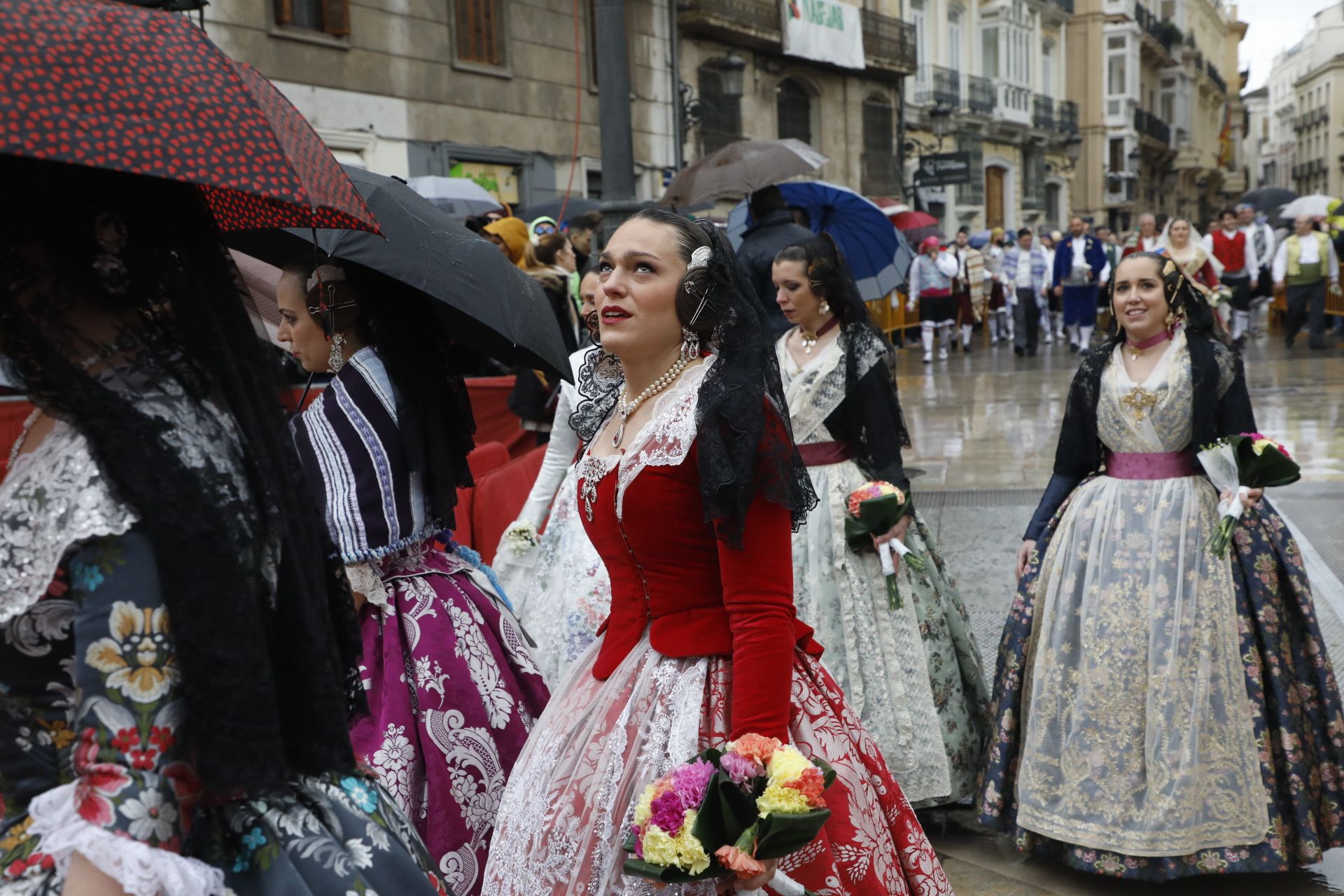 Búscate en el primer día de Ofrenda por la calle Quart (entre las 15.30 y las 17.00 horas)