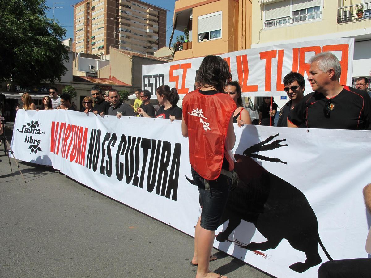 Protesta en Elda contra la tauromaquia, en imagen de archivo.