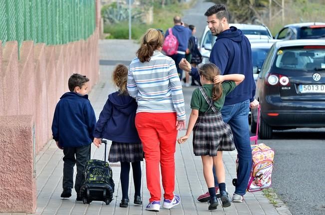 INCENDIO ALMATRICHE COLEGIO CANTERBURY