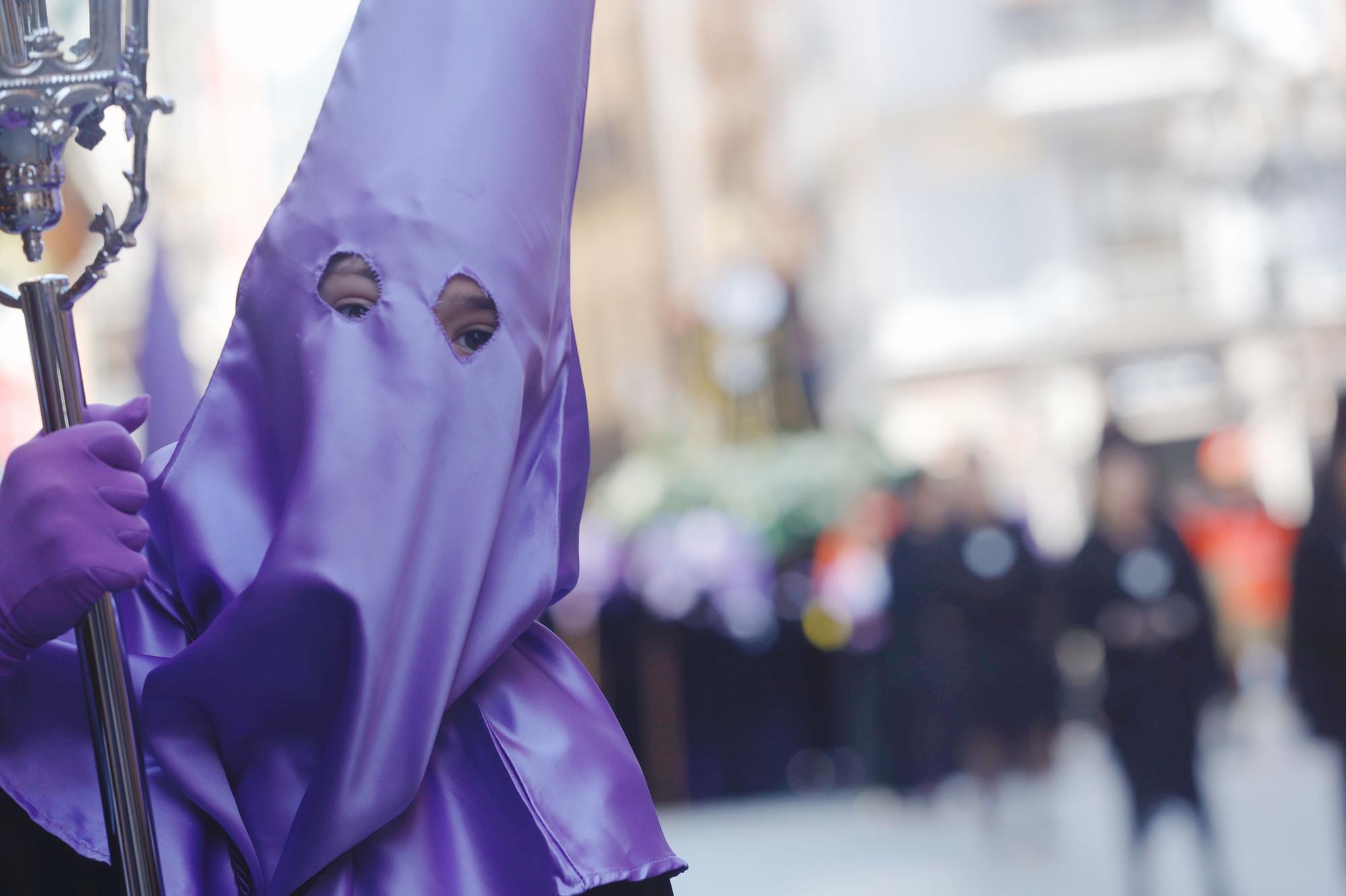 EN IMÁGENES: Así fue la procesión de la Soledad en la Semana Santa de Oviedo