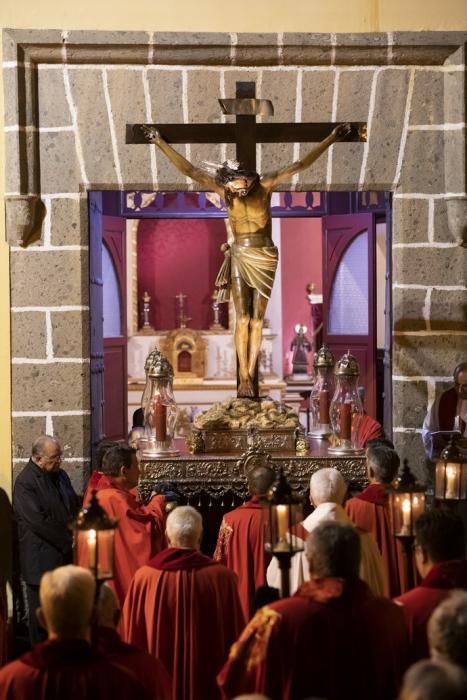 19.04.19. Las Palmas de Gran Canaria.SEMANA SANTA. Procesión del silencio en la iglesia del Espitiru Santo, Vegueta.  Foto Quique Curbelo  | 19/04/2019 | Fotógrafo: Quique Curbelo