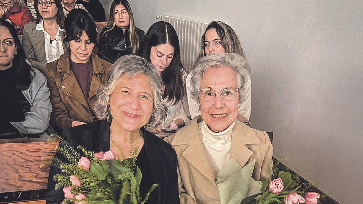 Juana Rodríguez y Maria Francisca Simonet recibieron el Premio Kalí de Naüm por su entrega para mejorar la vida de los vecinos del barrio de Son Roca