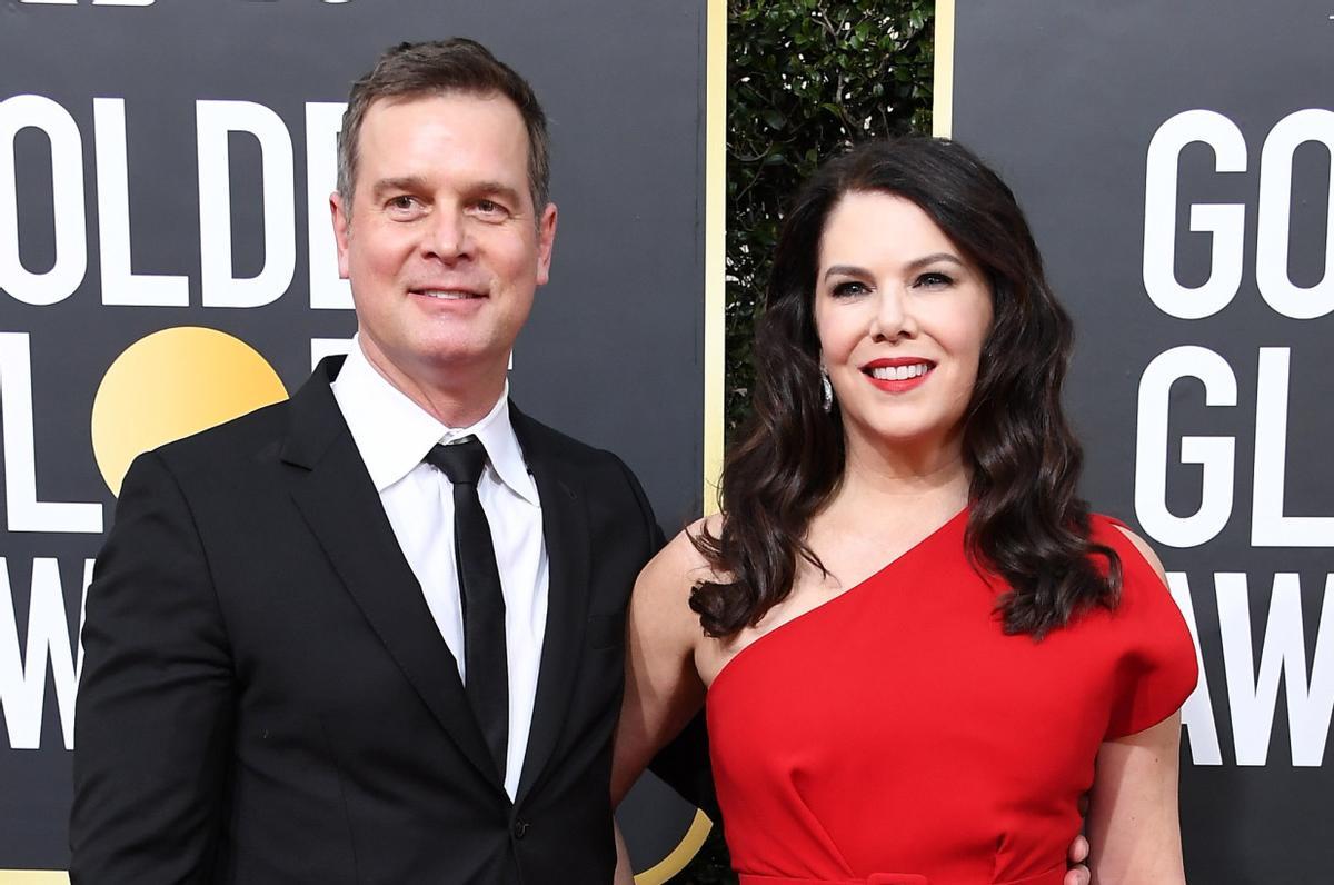 Peter Krause y Lauren Graham.