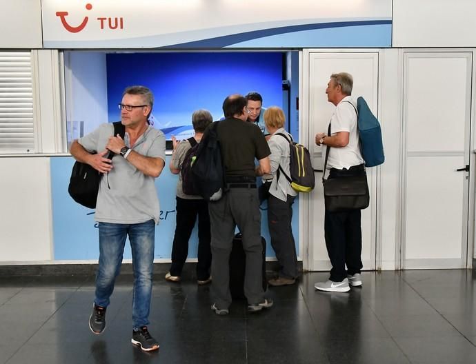 25/02/2020 AEROPUERTO. TELDE. Ambiente en el aeropuerto de Gran Canaria, dos días después de la suspencion de vuelos por la Calima.  Fotógrafa: YAIZA SOCORRO.  | 25/02/2020 | Fotógrafo: Yaiza Socorro