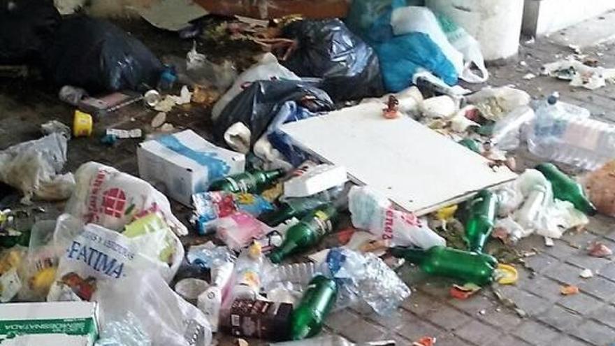 Basura en las calles de Borriana