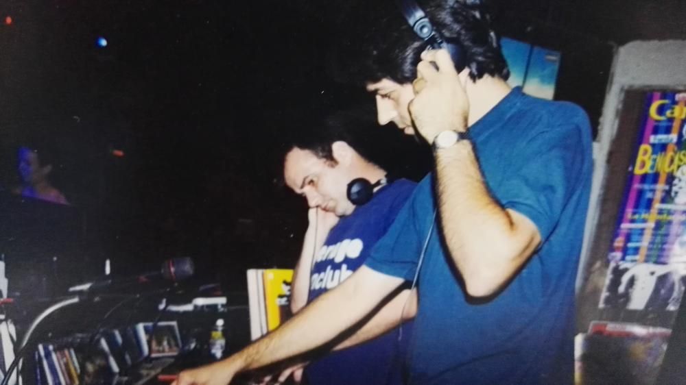 DJs en Camelot (Santa Pola) el 6 de agosto de 1999.