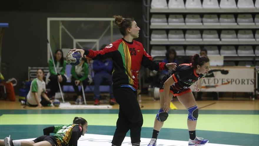 La cacereña Ana Palomino ficha por el campeón de liga y Copa EHF