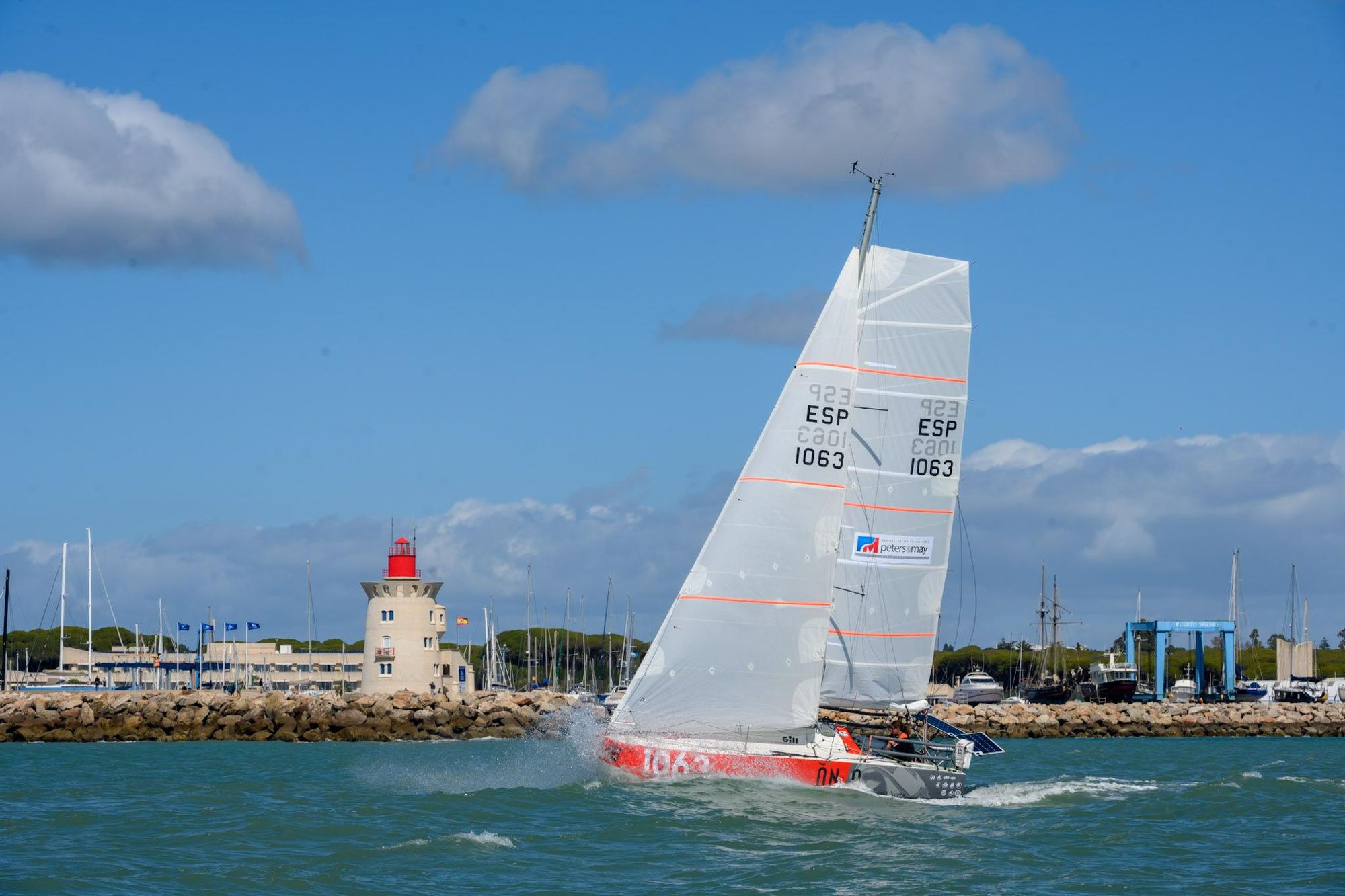 Aina Bauzà zarpa de Cádiz en busca de su récord mundial