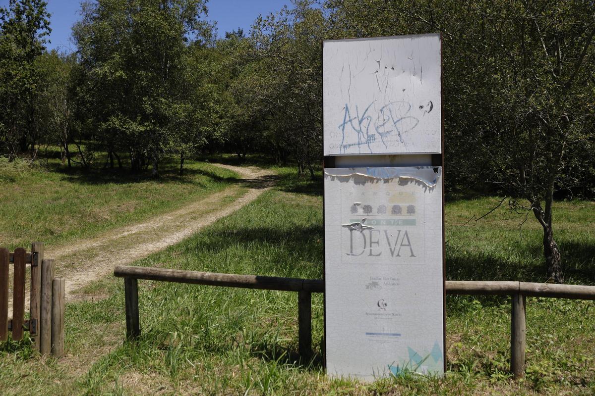 Señal en uno de los pasos peatonales de la zona.