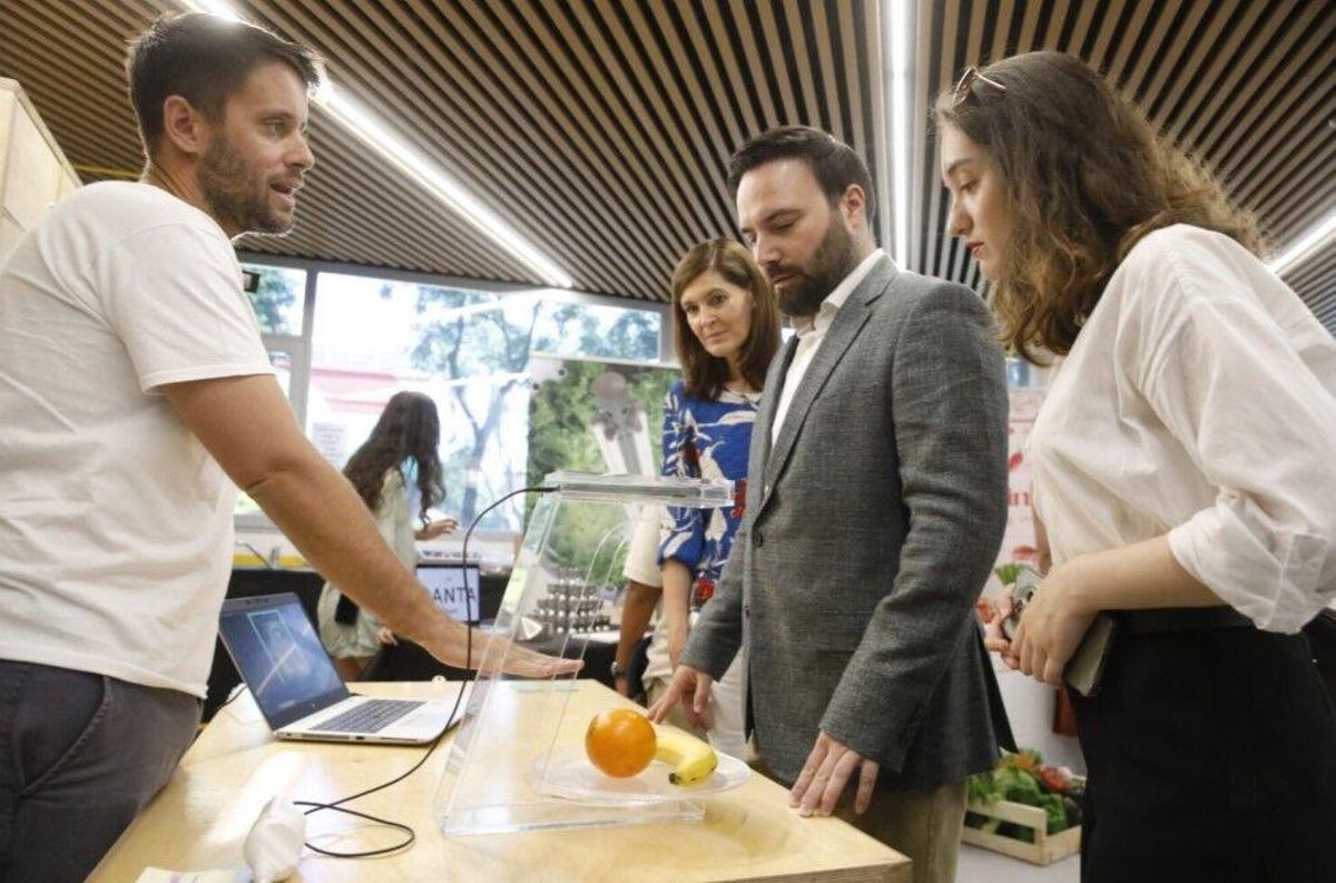 El concejal delegado de Innovación y Emprendimiento, Ángel Niño, participa en el Madrid Food Innovation Hub.