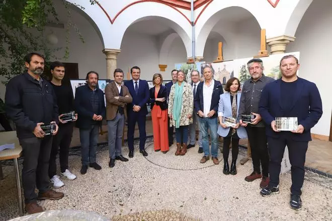 CÓRDOBA y Cecosam entregan unos premios "aliciente" para la pintura rápida y los 'urban sketchers'