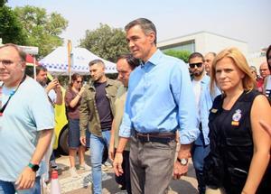 Sánchez pide extremar la precaución ante el fuego: Quedan horas difíciles