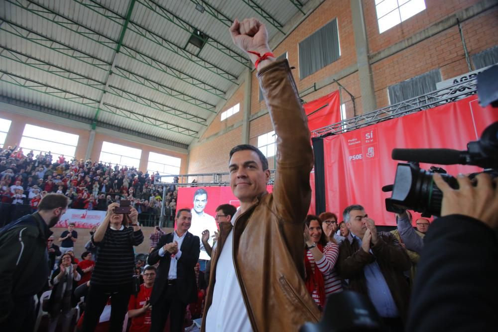 Acto de Pedro Sánchez en Burjassot