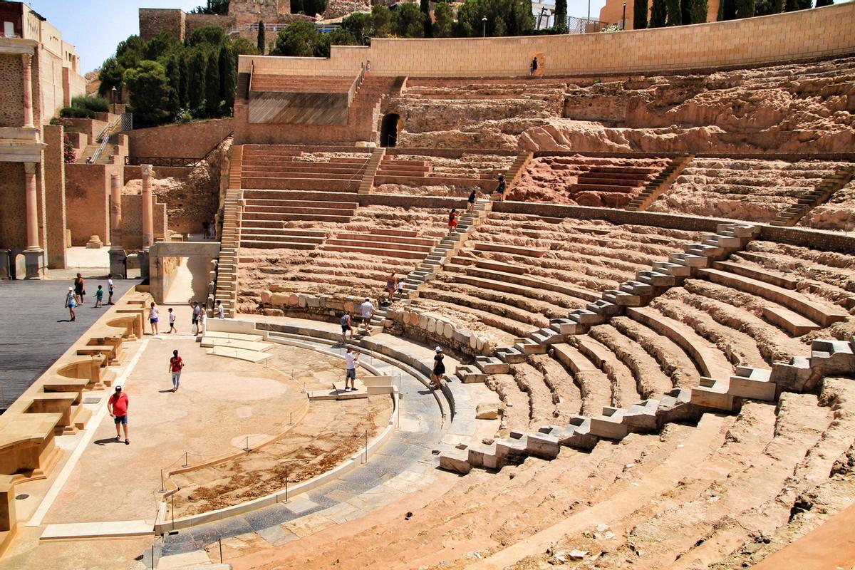 La orquesta y la cávea del teatro