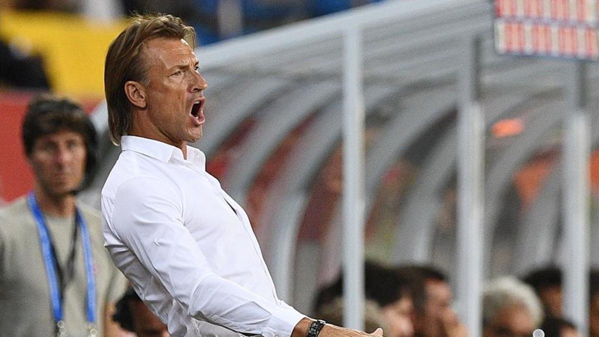 Hervé Renard vive los partidos con pasión