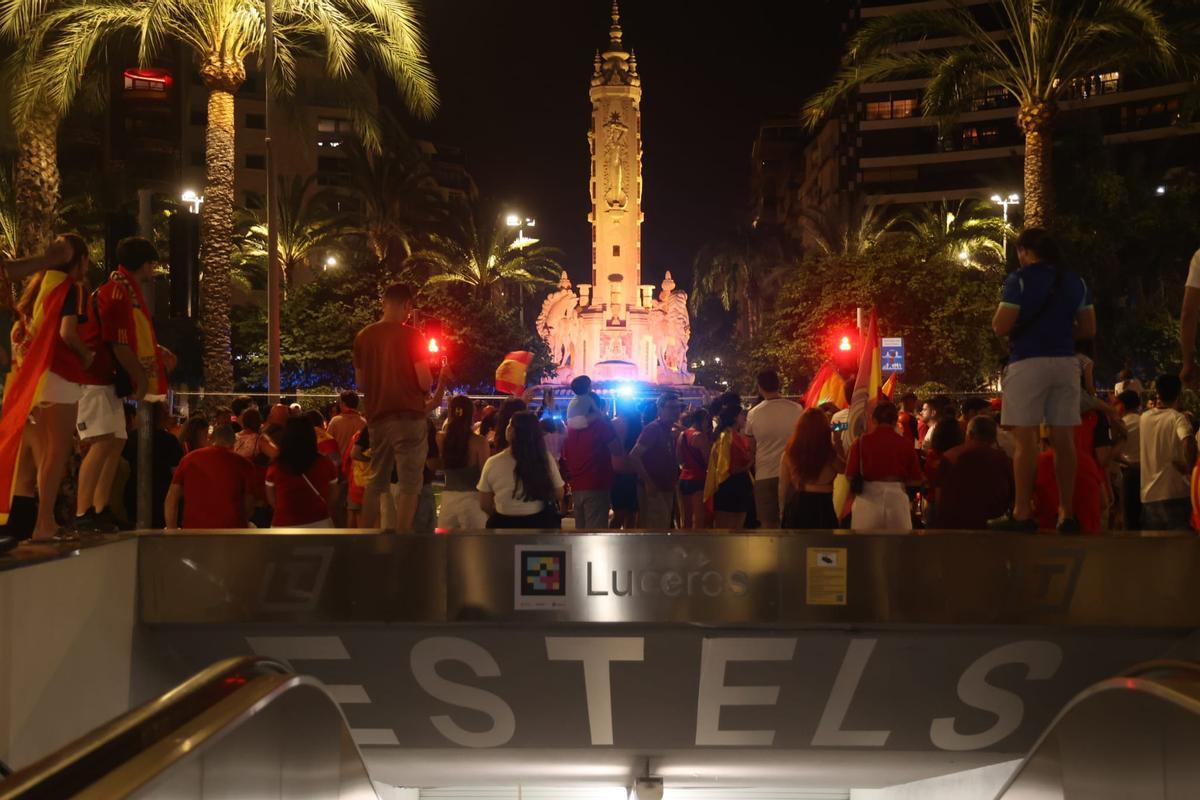 Las mejores imágenes de la celebración de la victoria de España en Alicante