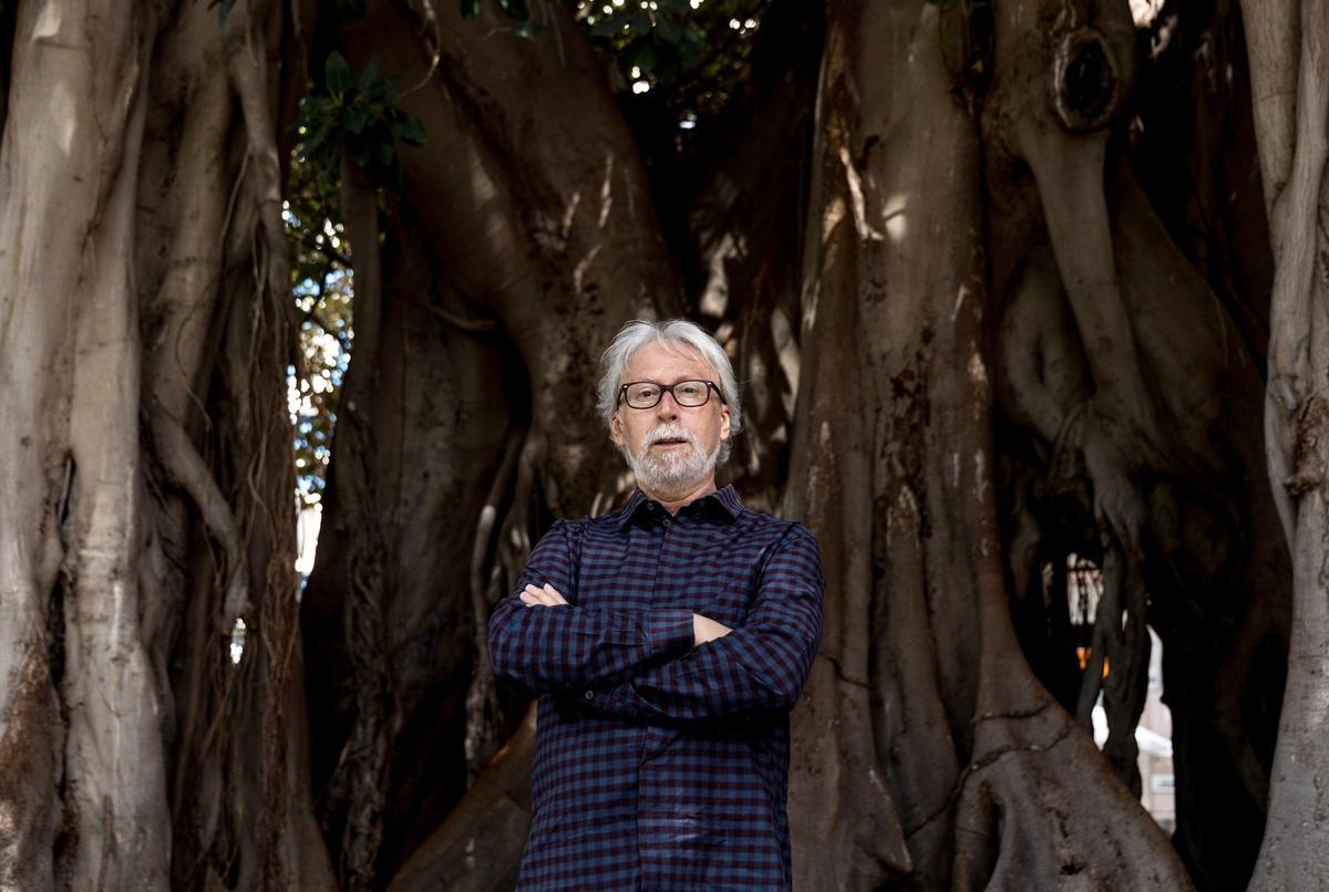 Juan A. Roche Cárcel.