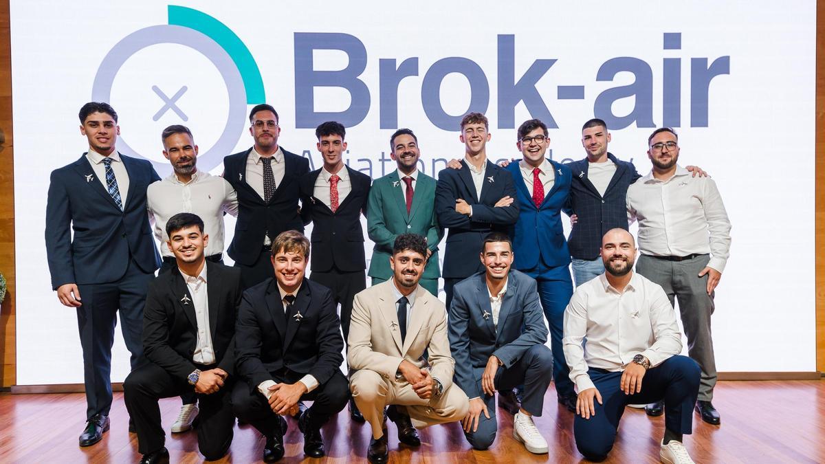 Graduación 6ª promoción TMA (Técnicos de Mantenimiento de Aeronaves) durante el pasado viernes, 26 de septiembre.