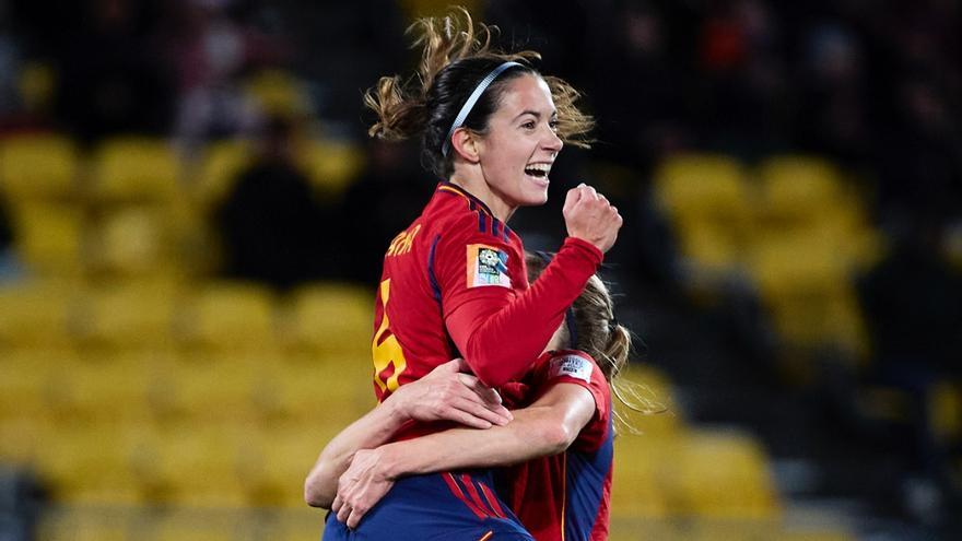 La selección de Luis Enrique jugará en Málaga con una nueva camiseta para  apoyar al equipo femenino