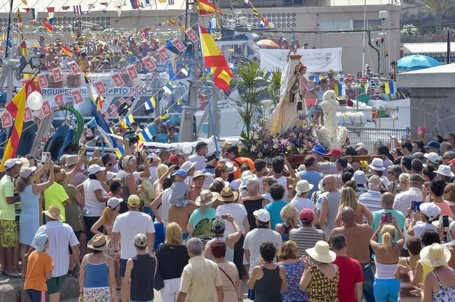 Procesión marítima de la Virgen del Carmen ...