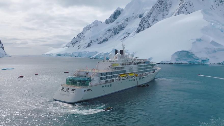 Nueva amenaza: llegan los cruceros turísticos de superlujo a la Antártida