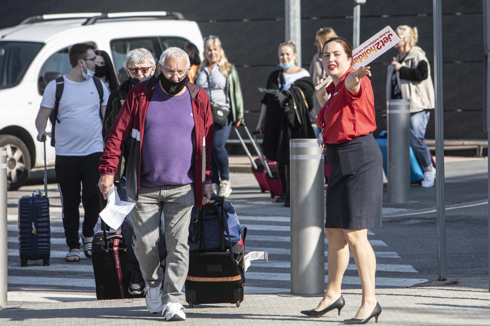 Tornen els vols de Jet2 a l'aeroport de Girona després de dos anys