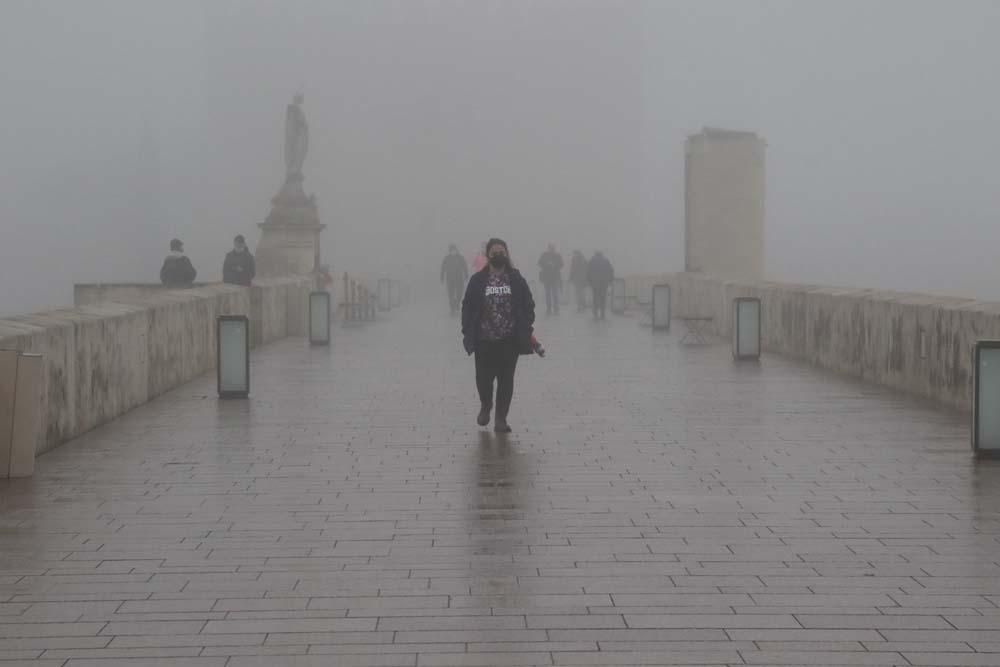 Córdoba despierta bajo la niebla