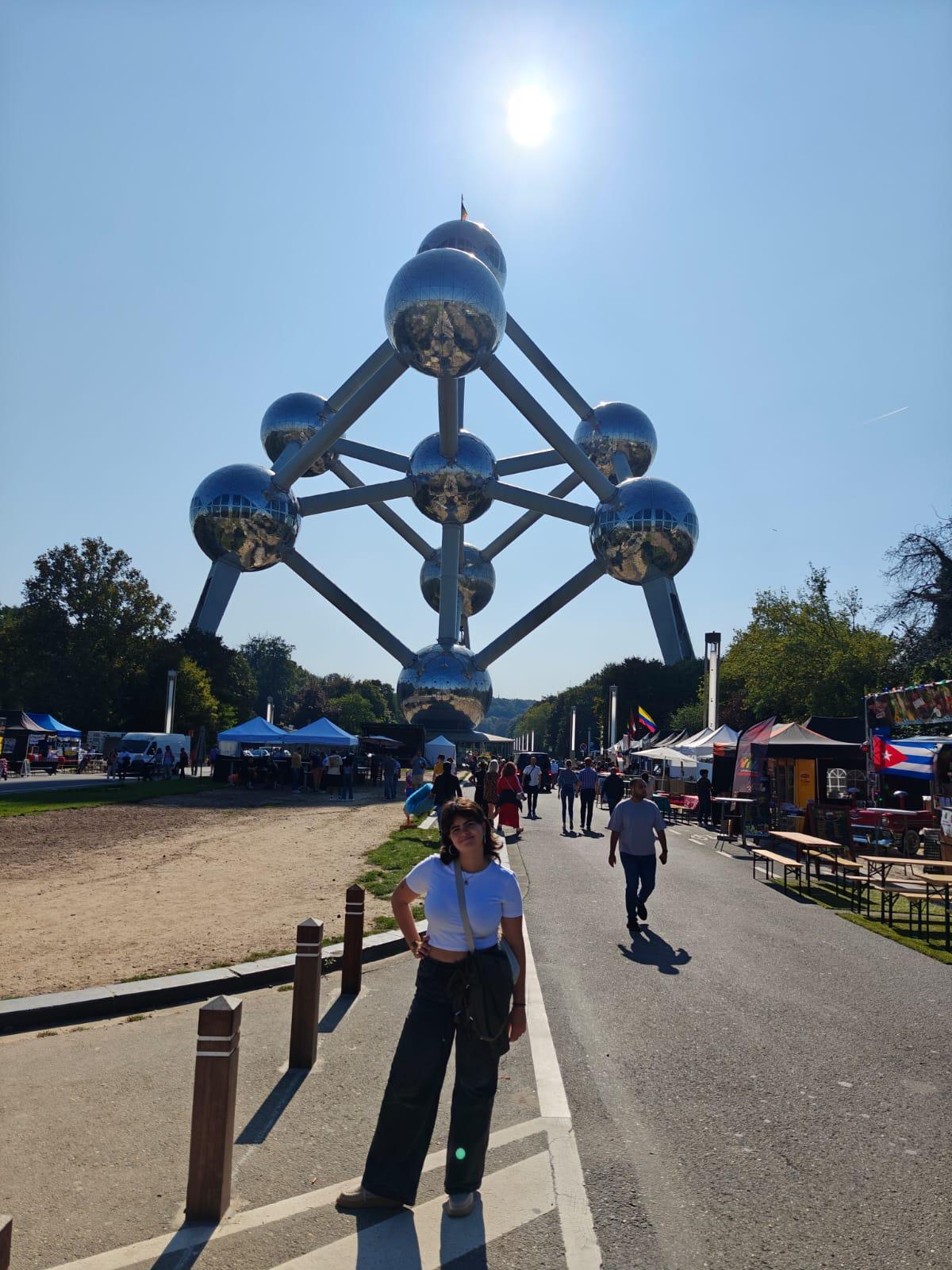 Una estudiante de la UA en Bruselas, donde estudia con una beca Erasmus