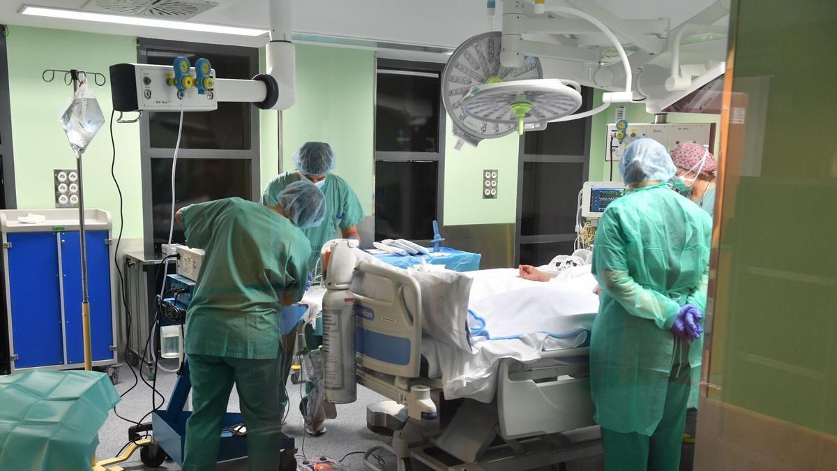 Servicio de Cirugía Plástica y Quemados del área sanitaria de A Coruña y Cee, ubicado en el Hospital Universitario de A Coruña.
